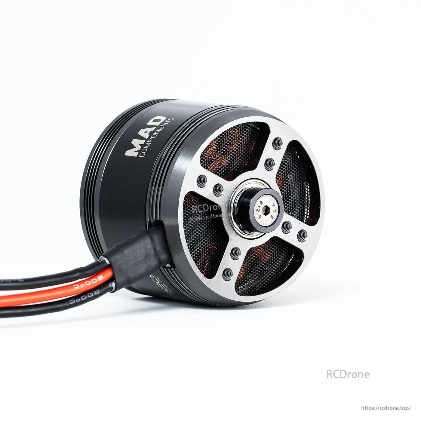 MAD CINE CM5320 V1.0 Cine FPV Motor, MAD CINE CM5320 V1.0 cine FPV brushless motor close-up with black can, silver bell, and red/black wires