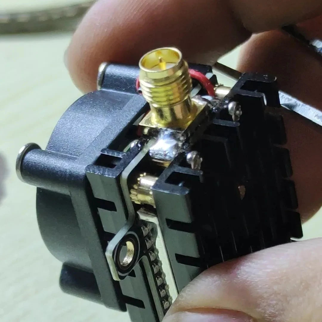 TS582000 5.8Ghz 2W VTX - Over 20Km Range FPV Wireless Transmitter 5.8G 2000MW 8CH Video AV Audio Sender