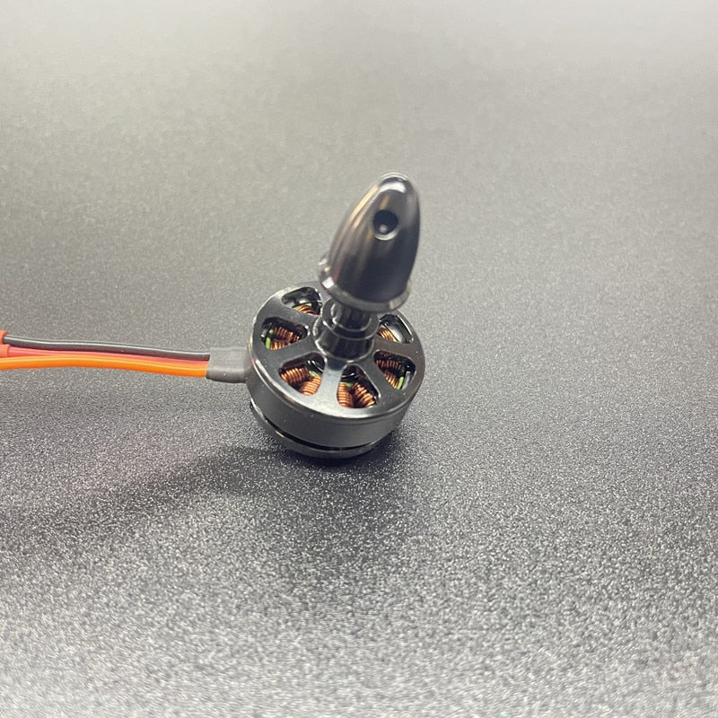 QIDI550 RC Plane Parts Brushless Motor 3PCS 7.4V 600mAh Battery Receiver Propellers USB cable Remote Control Accessories