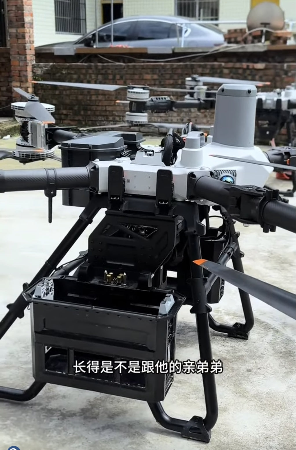 DJI FlyCart 100 vs DJI T100: Drone Logistics Meets Agricultural Precision