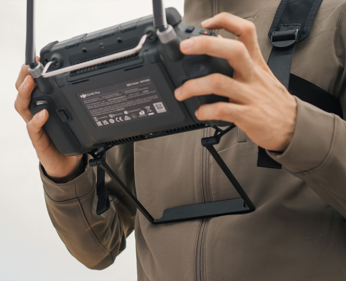 DJI Inspire 3 - Full-frame 8K/75fps ProRes RAW Dual Native ISO 1/1.8-inch Ultra-Wide Centimeter-Level RTK Positioning Night-Vision FPV Camera 16 DJI Inspire 3, trolley case can store one aircraft, one X9-8K Air gimbal camera