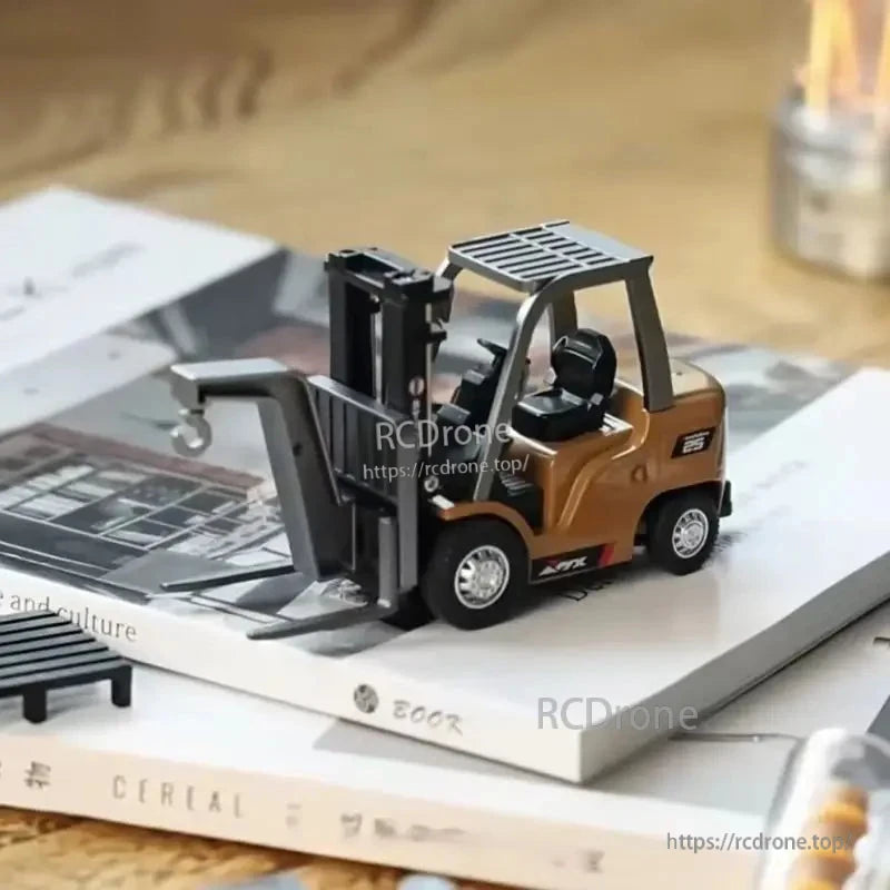 1/64 RC Forklift Engineering Vehicle Alloy Tabletop Model, Remote Control, Type‑C Charging, Metal, 11.5×3.7×6.6cm