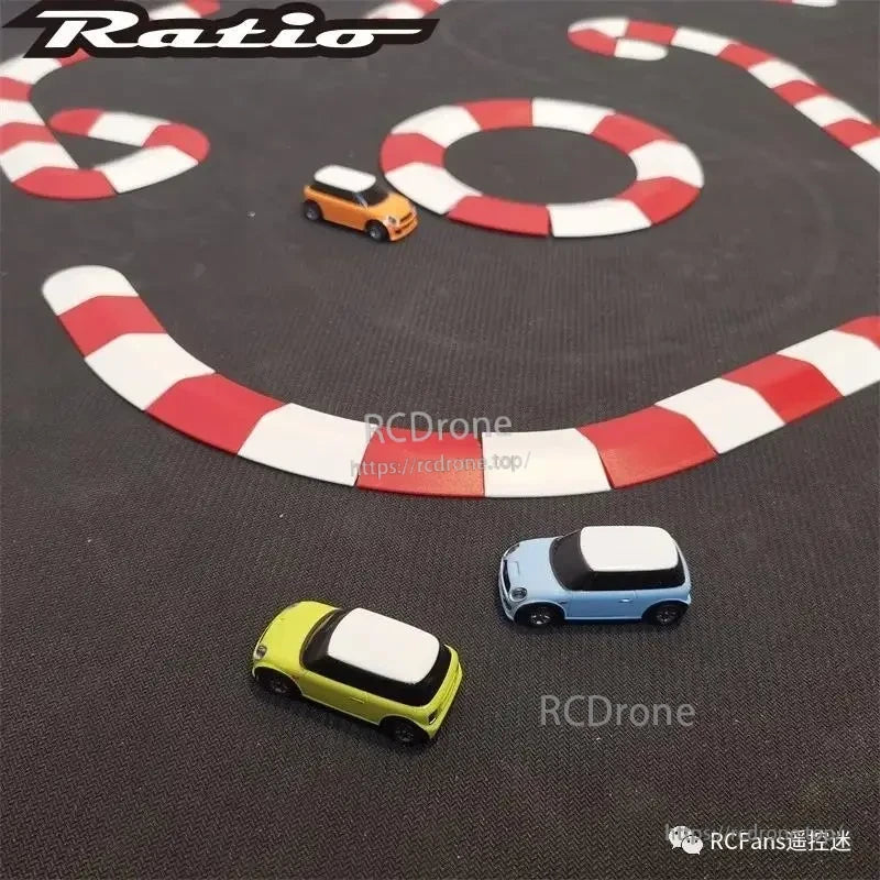 1/64 RC Car, This RC drift car has a 1:64 scale, 4WD system, and features 2.4G high-frequency remote control with gun-type controller.