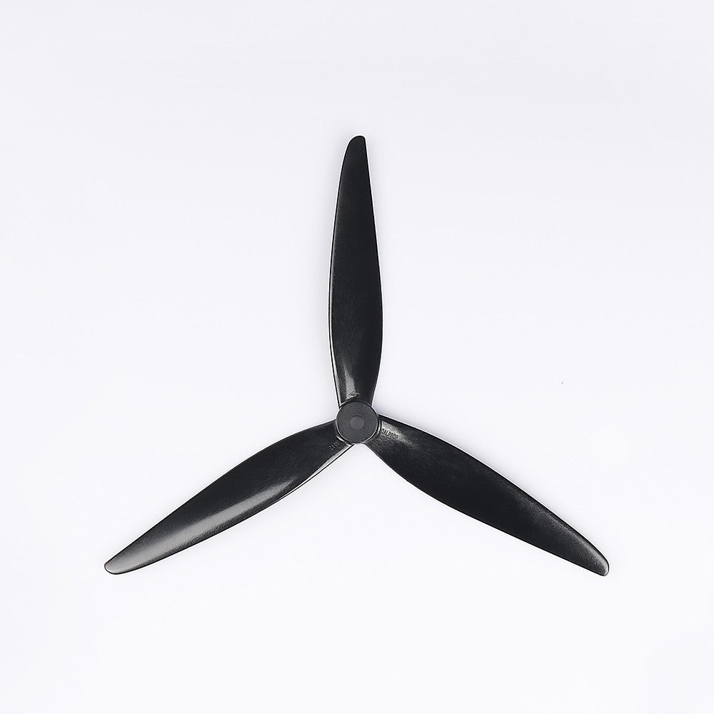 Foxeer Cyclone T8042 8-inch tri-blade drone propeller with 5mm center hub, black finish