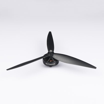 Foxeer Cyclone T9046 three-blade 9-inch drone propeller mounted on a motor, black finish