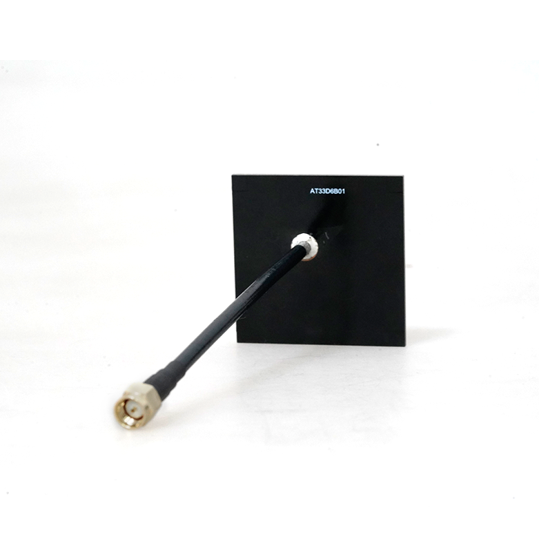Foxeer 3.3G Patch Antenna, Foxeer 3.3GHz patch antenna with square panel and SMA pigtail cable connector