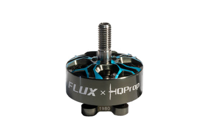 HQProp Flux 2207 FPV brushless motor, top view with threaded shaft and Flux x HQProp bell