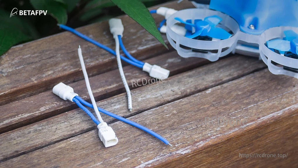 2S Whoop Cable pigtail with dual BT2.0 connectors and blue/white silicone wires