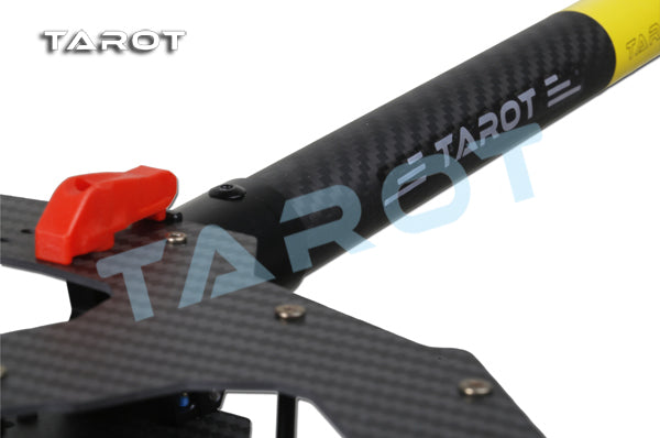 The Tarot X4 TL4X001 quadcopter frame features umbrella-type folding arms for enhanced portability and easy setup.