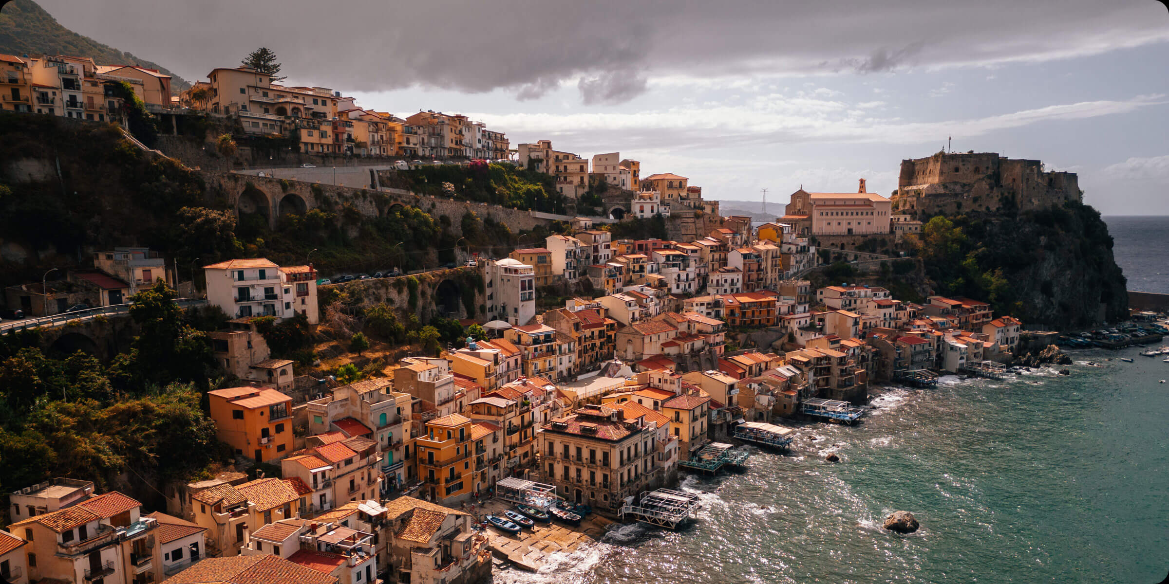 DJI Mini 4 Pro Drone - Under 249g 4K/60FPS HDR True Vertical Shooting 20Km FHD Video Transmission 360° ActiveTrack Omnidirectional Obstacle Sensing 13 DJI Mini 4 Pro Drone, HLG ensures the natural colors and brightness remain true-to-life without adjustment or format