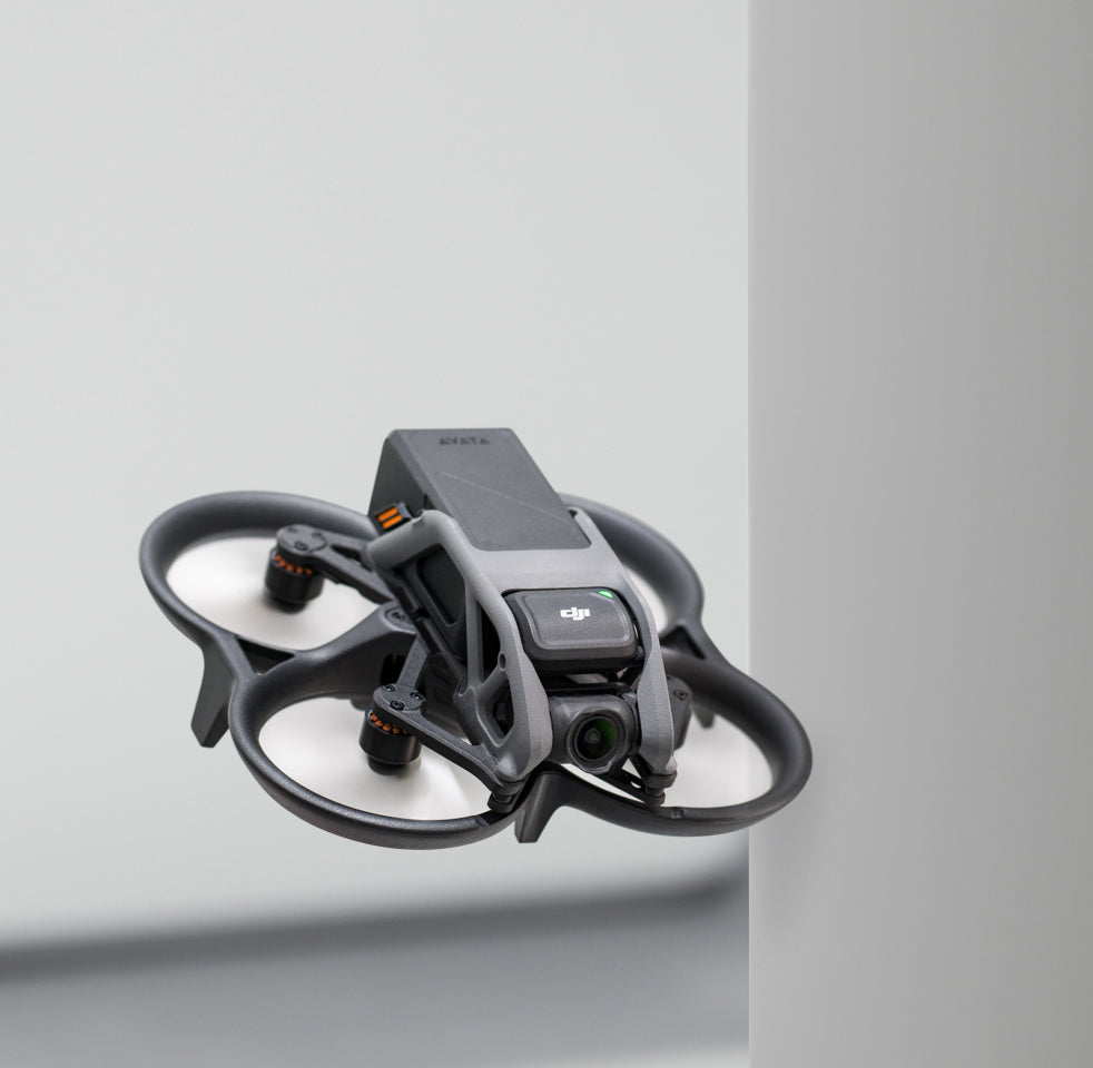 DJI Avata, the control is intuitive and easy-to-learn