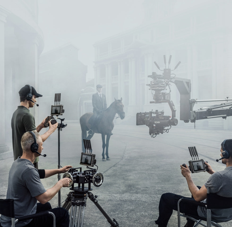 DJI Transmission - 20,000ft 1080p/60fps Wireless Video Transmission with Video Transmitter and Video Receiver VTX VRX (Standard / High-Bright Monitor Combo) 23 DJI Transmission, Dual-Link SDI + HDMI Simultaneous Output - SDI