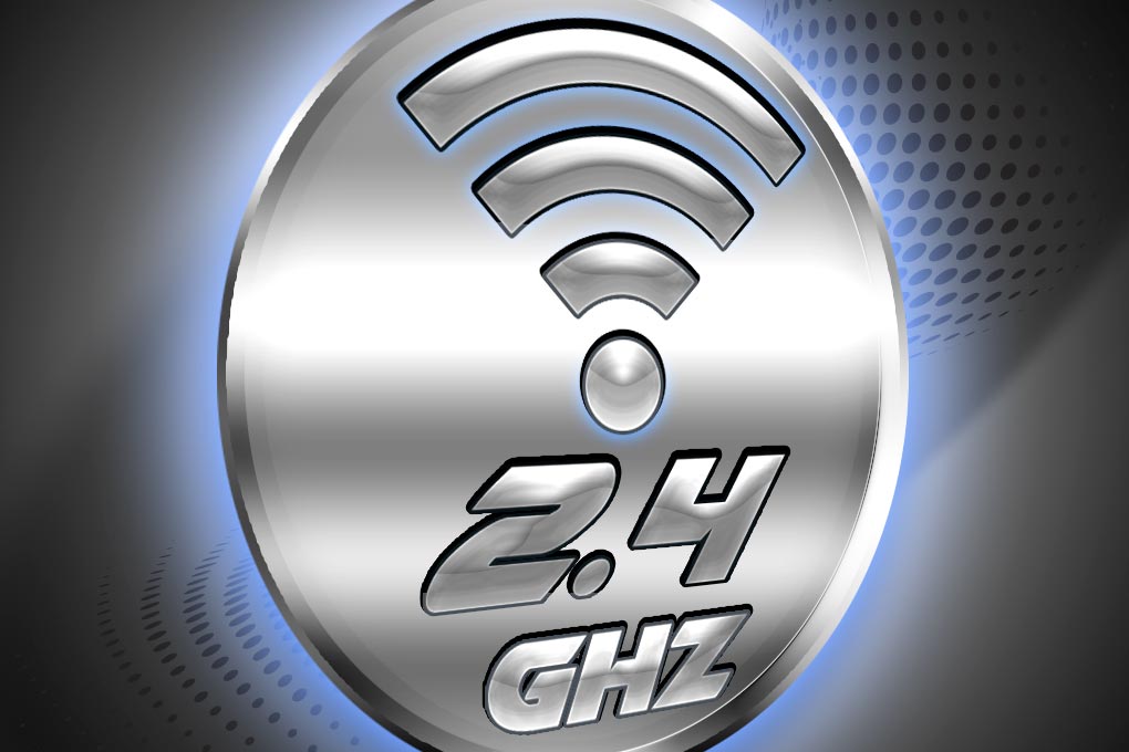 Futaba 10J 10-Channel Transmitter, The 10J utilizes modern 2.4GHz signal transmission and reception technology . delivers incredible reliability