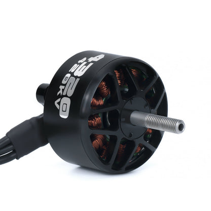 Axisflying 4320 brushless motor with black housing, visible copper windings, and threaded output shaft