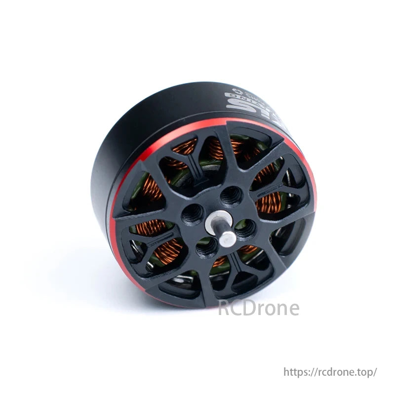 Axisflying C135 1305 5500KV 4S Brushless Motor, A new cinematic motor helps enhance cinematic flying skills.