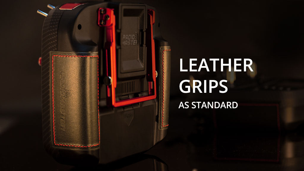 LEATHER GRIPS AS STANDARD