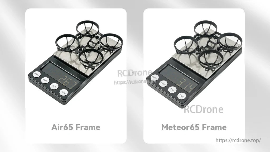 Scale weight comparison: Air65 frame 2.67g vs Meteor65 frame 3.14g on digital scales