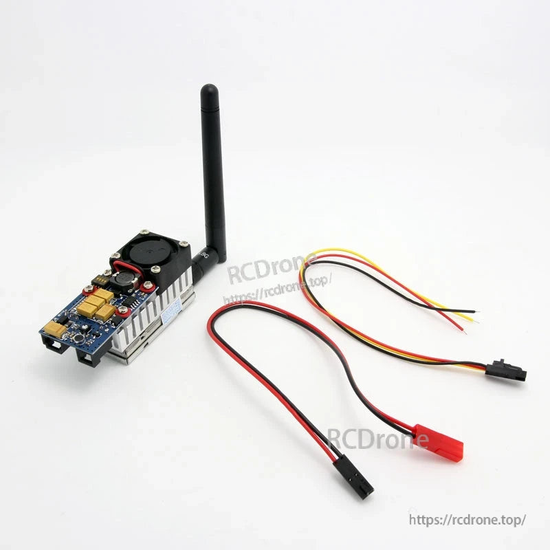 Package contents: FPV transmitter with antenna plus power lead and 3-wire video/signal cable