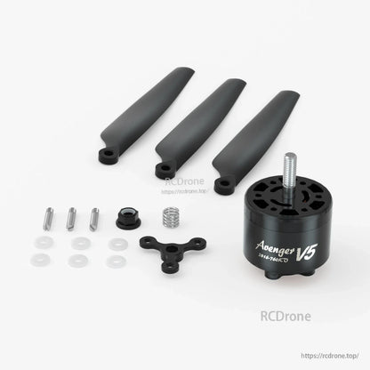 BrotherHobby Avenger V5 2816 760KV brushless motor with three propeller blades and mounting hardware set