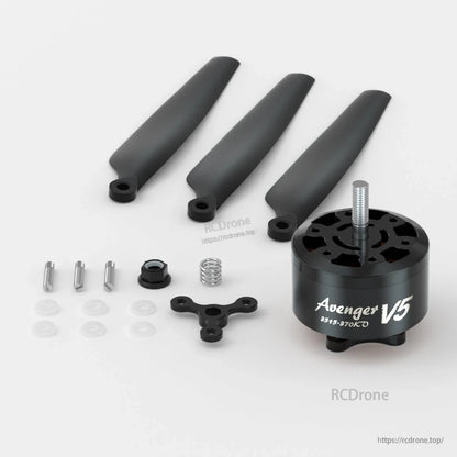 BrotherHobby Avenger 3515 V5 CW Brushless Motor, BrotherHobby Avenger V5 3515-370KV CW brushless motor kit with propellers, shaft adapters, and mounting hardware