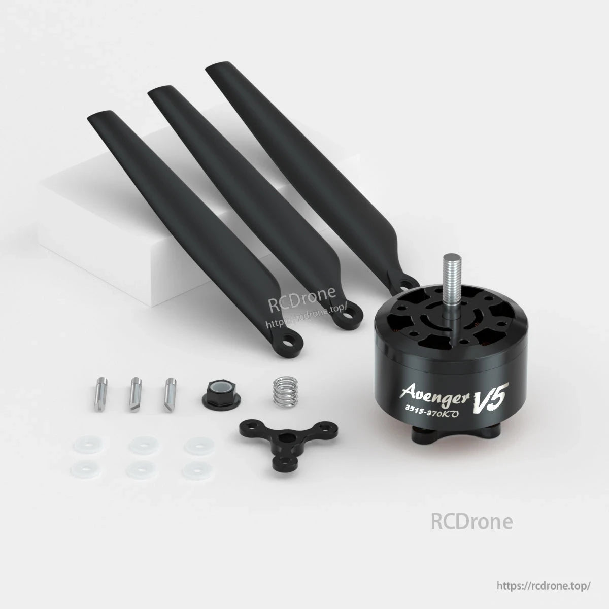BrotherHobby Avenger 3515 V5 CW Brushless Motor, BrotherHobby Avenger V5 3515 brushless motor with three propeller blades and mounting hardware set