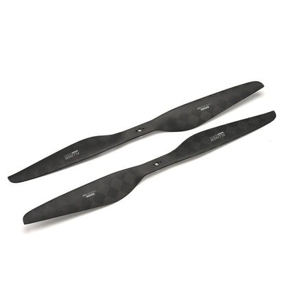MAD CB2 PRO 18x6.1in Carbon Fiber Propeller, Pair of MAD CB2 PRO 18x6.1 carbon fiber propeller blades with two-bolt hub and matte black weave finish