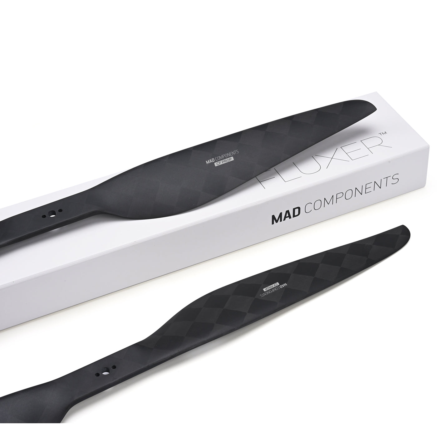 MAD CB2 PRO 18x6.1in Carbon Fiber Propeller, MAD Components carbon fiber propeller blades with black weave finish, displayed on white packaging