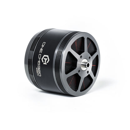 MAD CINE CM5320 V1.0 cine FPV motor with black cylindrical housing and silver hub on white background