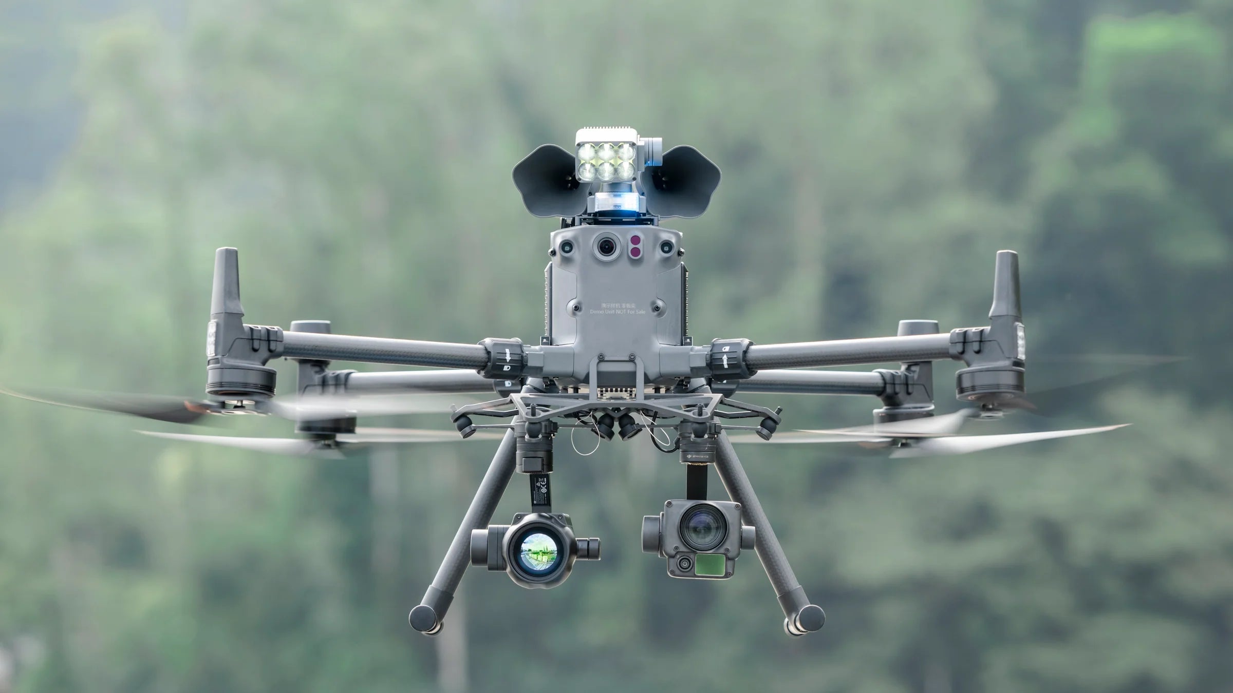 CZI LP35 Drone Searchlight and Broadcasting System, Public safety systems are effective for disaster response, crowd management, and emergency announcements.