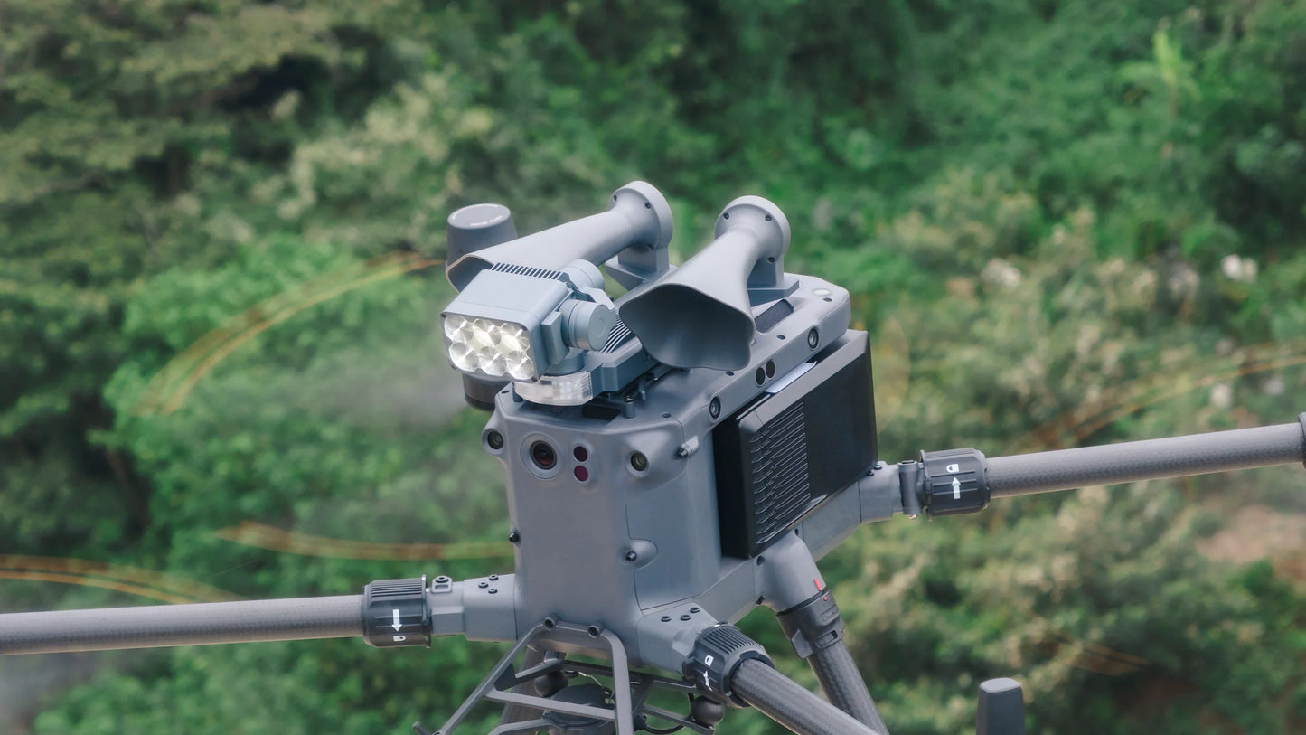 CZI LP35 Drone Searchlight and Broadcasting System - 60W 200M Light + 126dB@1m 30W 400M Broadcasting for DJI Matrice M350