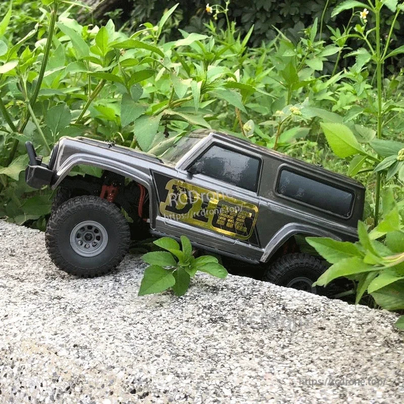 D1RC 1/18 2.4G Mini Off‑Road Rock Crawler RC Car, Waterproof ESC/RX, 7.4V 600mAh LiPo, 3‑Wire Servo, 4WD Ladder‑Frame