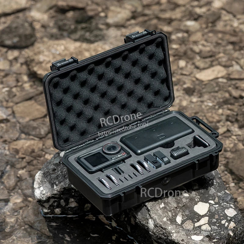 DJI Action 5 Pro Waterproof Case, The STARTRC Hard Waterproof Box is compatible with DJI action cameras, waterproof to IP67, and measures 252x160x75mm.