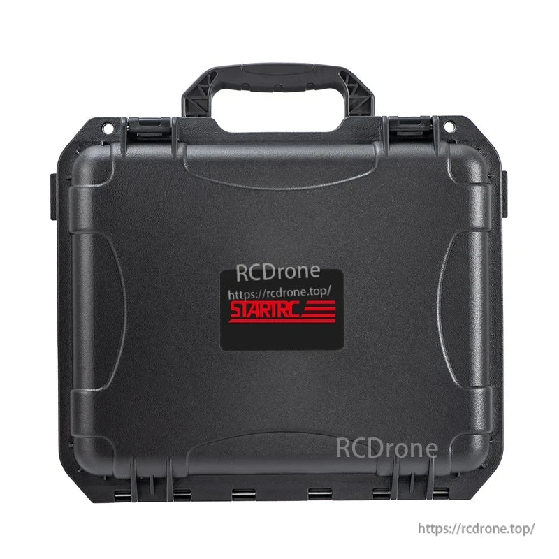 DJI Osmo Action 5 Pro Hard Case, The device has a smooth surface and snap-on latches for easy opening and closing.