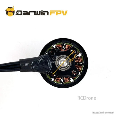 Base close-up with 16mm mounting pattern measurement shown on 2307.5 brushless FPV motor