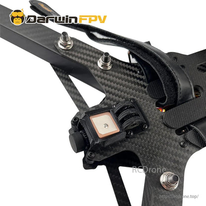 DarwinFPV Toruk13 drone boasts a carbon fiber frame, robust construction, and advanced components for outstanding long-range performance.