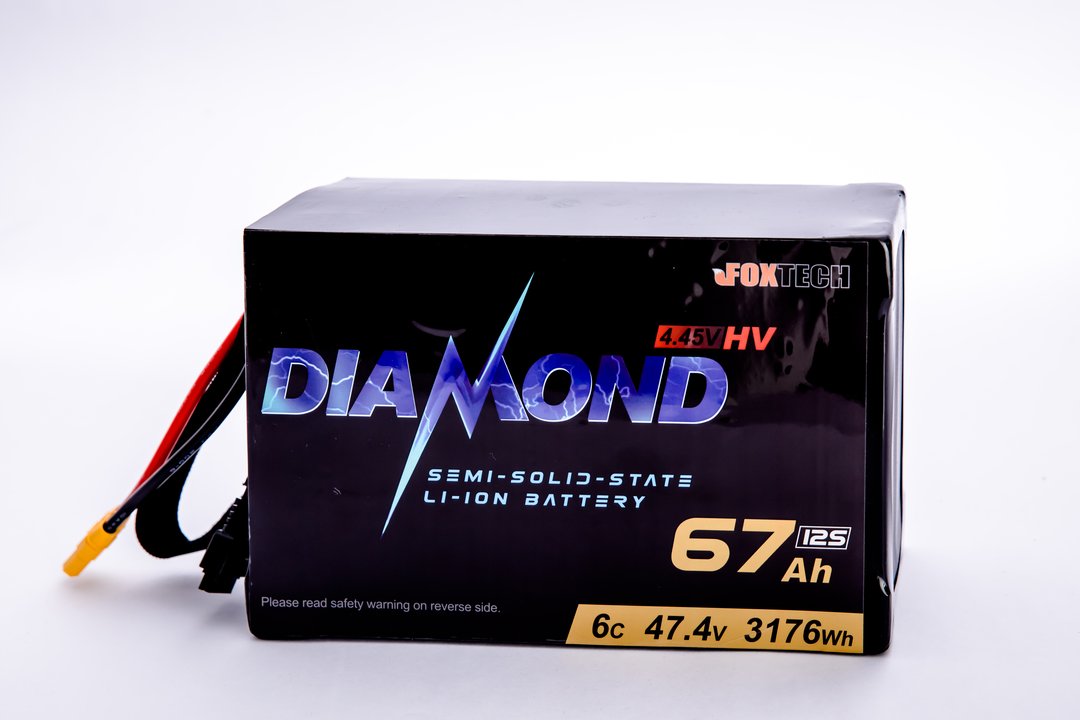 The Diamond HVT 14S battery is an ultra-low temperature semi-solid lithium-ion battery with high voltage and energy density.