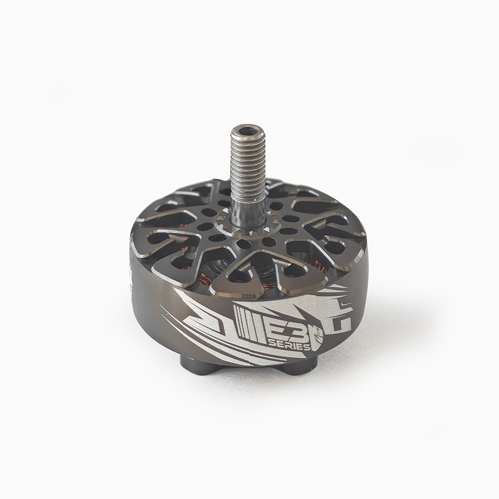 EMAX ECOIII 2808 brushless motor top view showing ventilated bell and threaded prop shaft