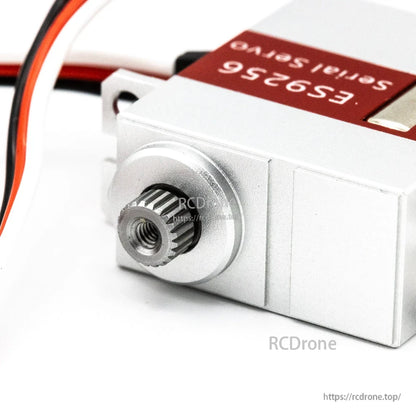 Macro view of servo output spline and threaded shaft center