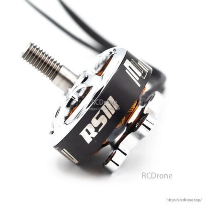 Angled side profile of RSIII brushless motor with RSIII text and wiring lead