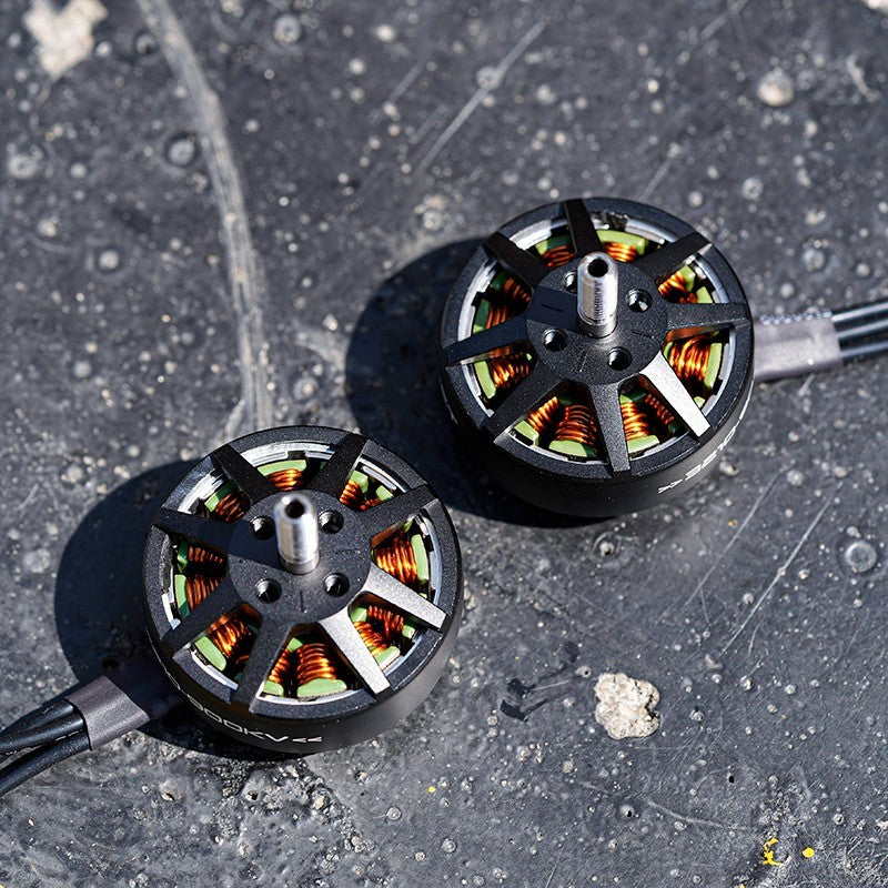 Foxeer Black Hornet 3210 900KV Motor