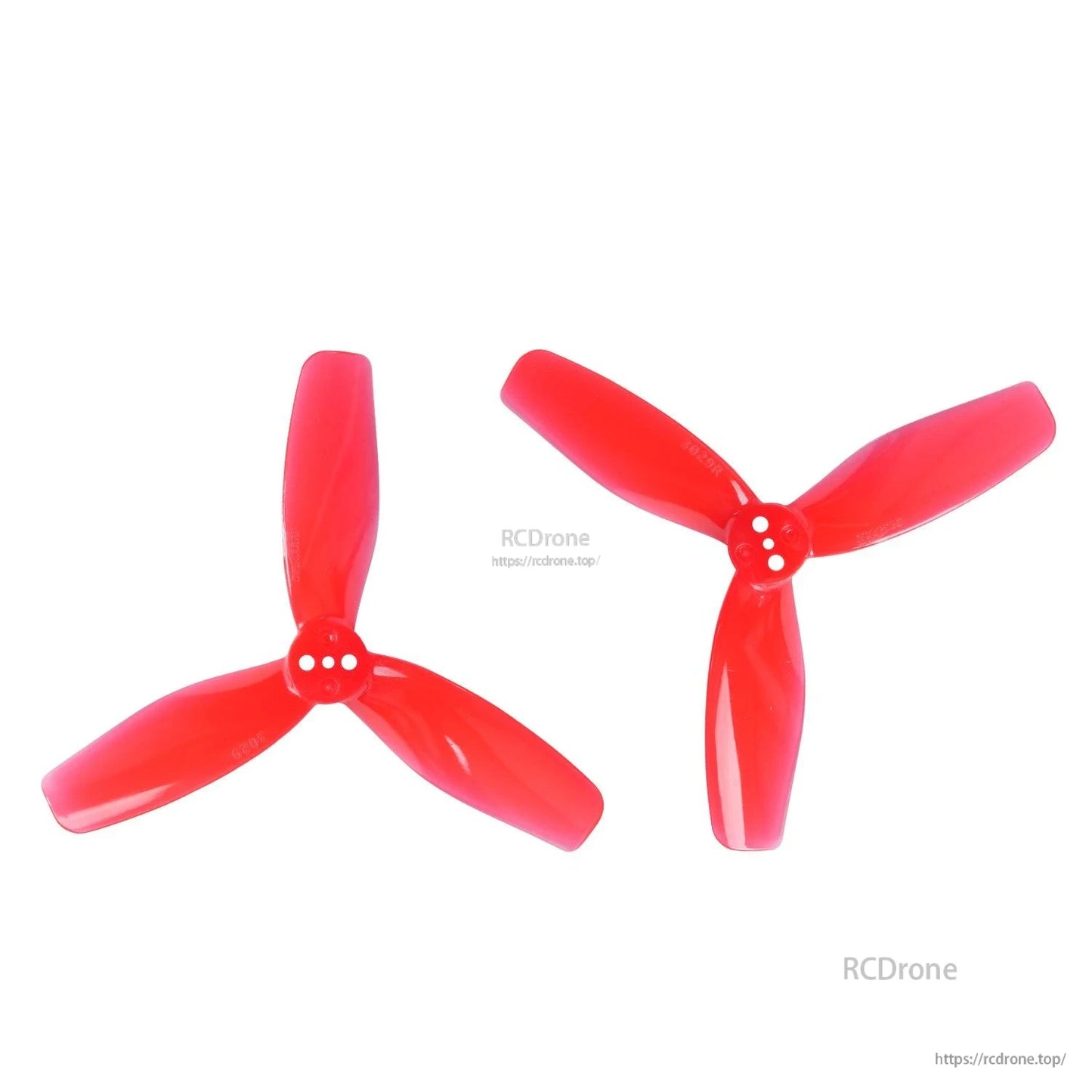 Two red 3-blade propellers shown as a pair, three-hole hubs in different orientations