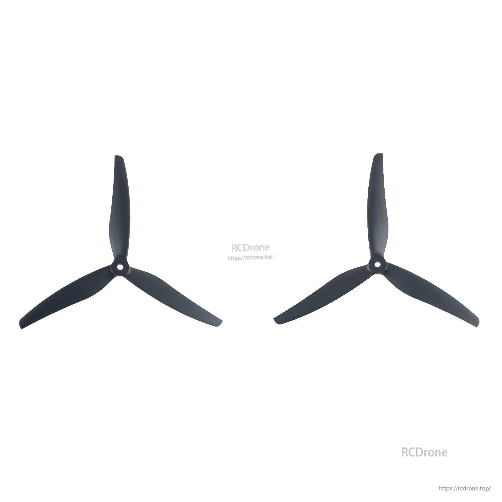 Two Gemfan 7535-3 7.5x3.5in 3-blade propellers shown as a matching pair on white background