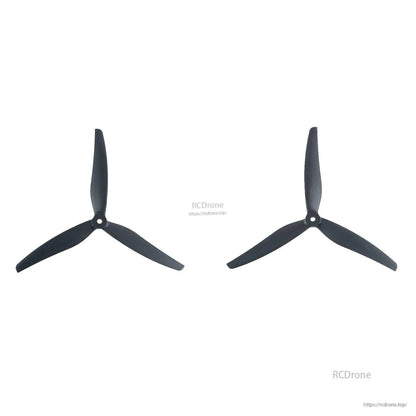 Two Gemfan 7535-3 7.5x3.5in 3-blade propellers shown as a matching pair on white background