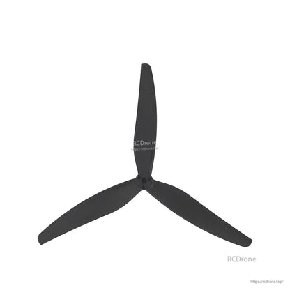 Single 3-blade propeller top view highlighting hub and blade shape