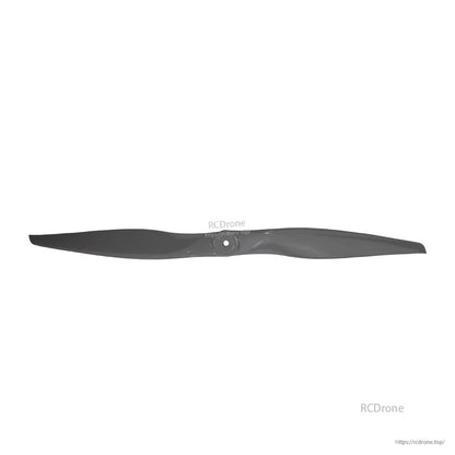 Propeller straight-on view centered on hub and mounting hole
