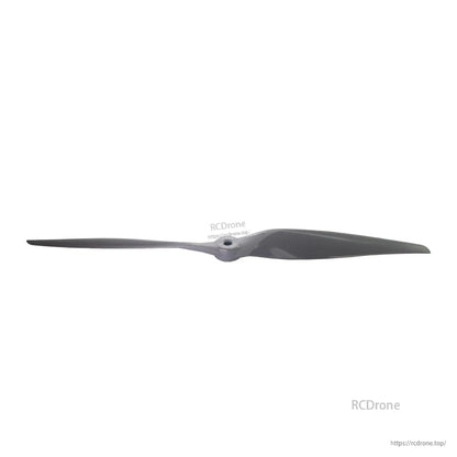 Propeller side profile view showing blade twist and hub thickness