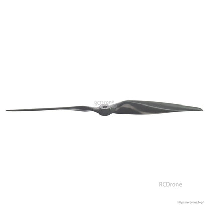 Side profile of propeller showing airfoil thickness and pitch contour near the hub