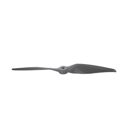 Single propeller side profile showing blade pitch and hub thickness