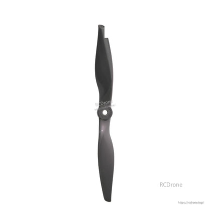 Propeller standing vertical view, showing slim blade tips and hub thickness