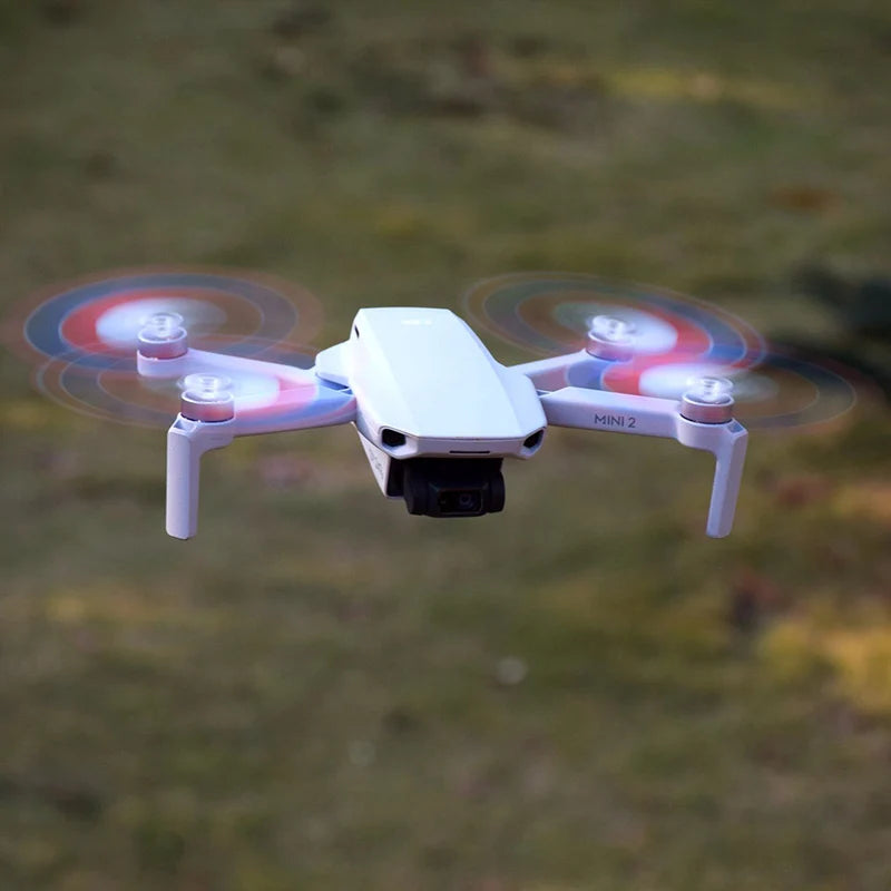 4/8pcs 4726 Propeller for DJI Mini 2/Mini SE Drone Light Weight Props Blade Replacement Wing Fans Parts for DJI Mini 2 Accessory 21 4/8pcs 4726 Propeller, the propellers provide quieter flight and powerful, stable momentum for the aircraft